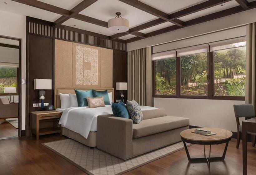 سوییت, Anya Resort Tagaytay