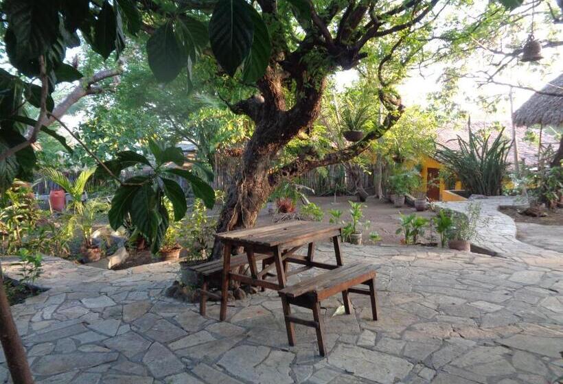 스탠다드 방갈로, Restaurante Spa La Barca De Oro