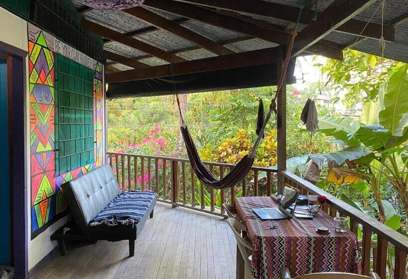 Номер Стандарт Совместная Ванная, La Ruka Hostel