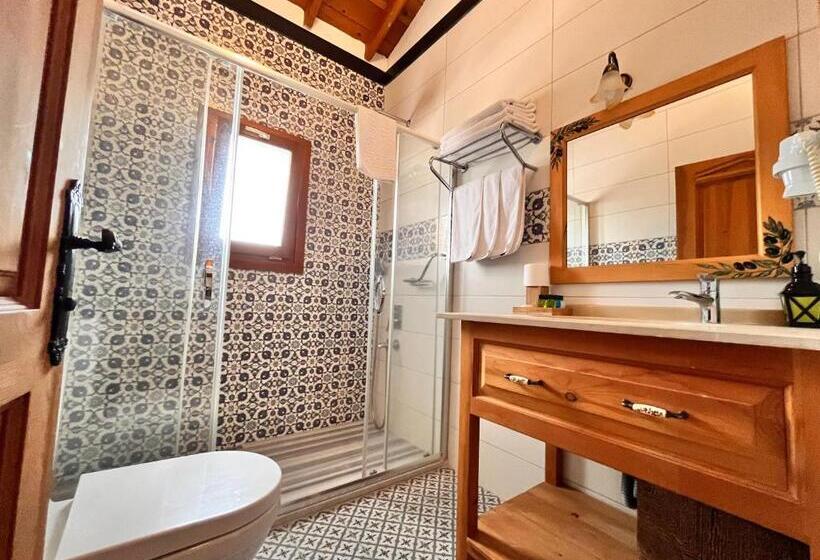 اتاق استاندارد سه نفره, Eski Datça Otel
