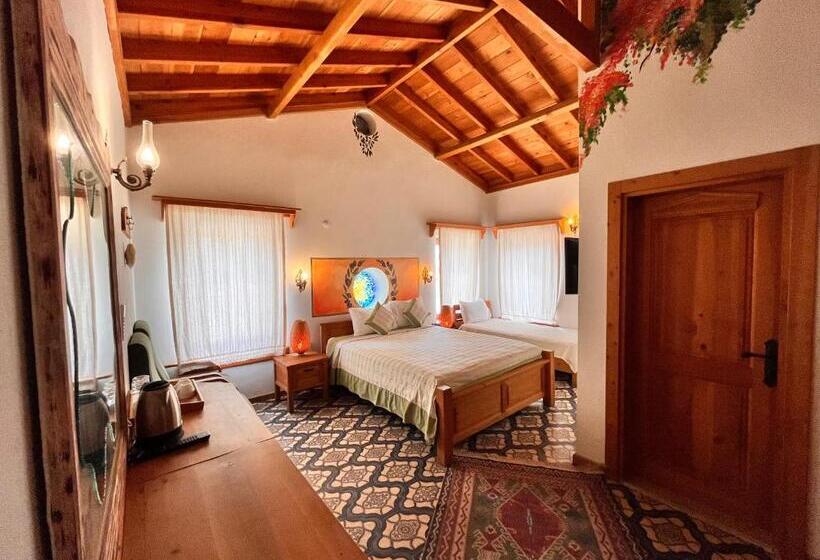 اتاق استاندارد سه نفره, Eski Datça Otel