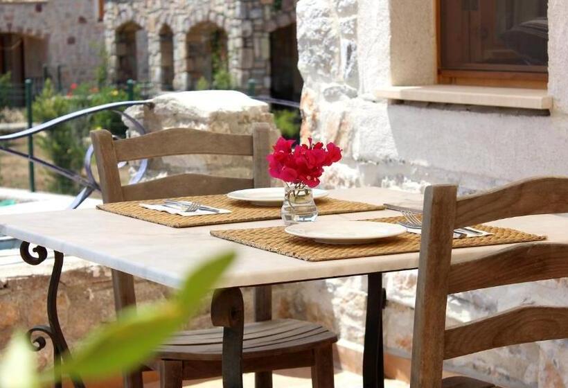 اتاق خانوادگی, Eski Datça Otel
