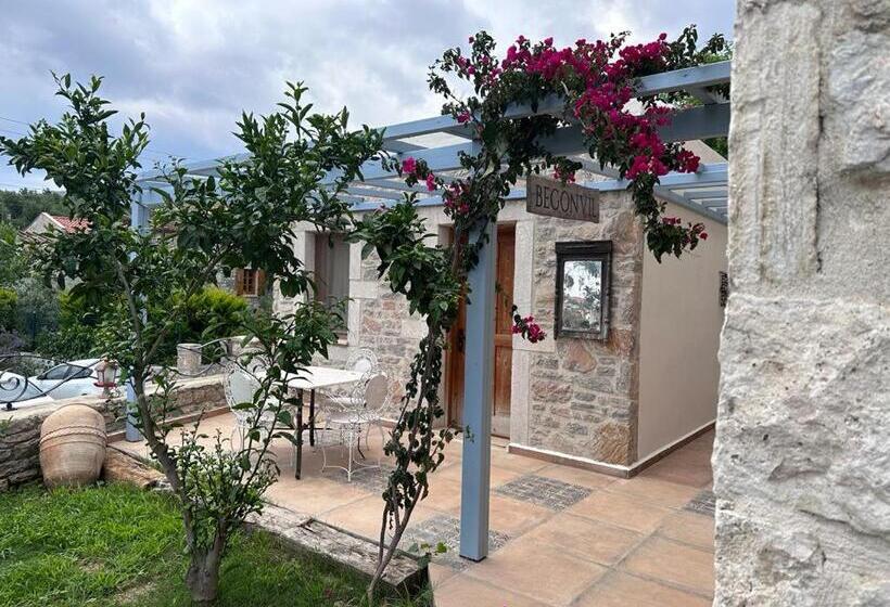 اتاق خانوادگی, Eski Datça Otel