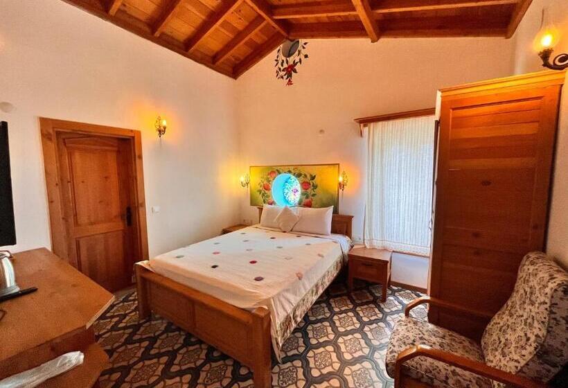 اتاق لوکس, Eski Datça Otel