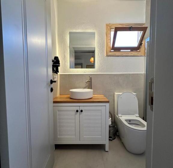 Standard Triple Room with Terrace, Eski Datça Otel
