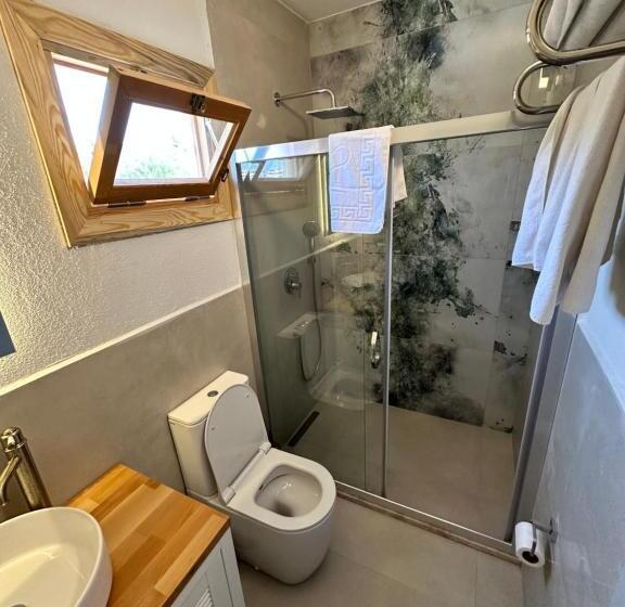 Standard Triple Room with Terrace, Eski Datça Otel