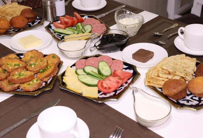 اتاق اکونومی, Al Bukhari Boutique