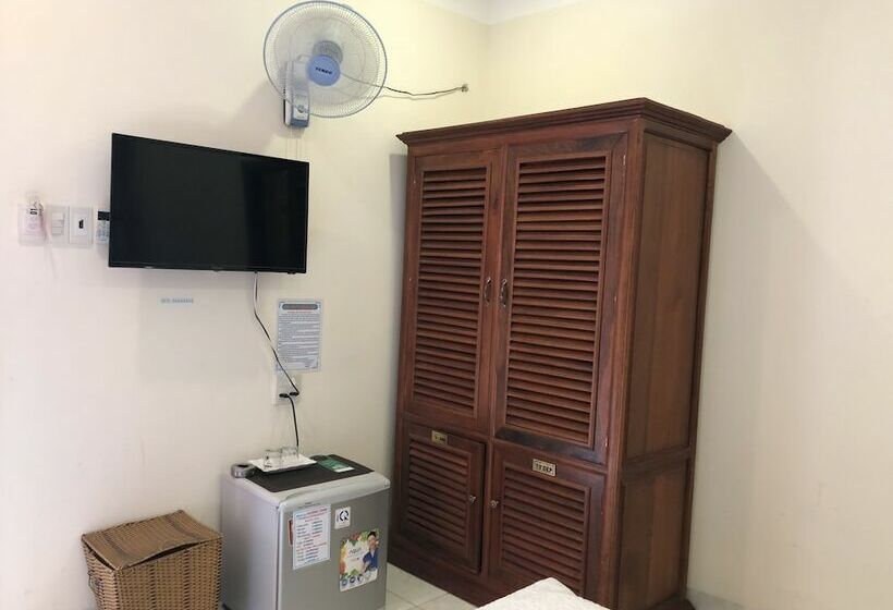 اتاق استاندارد, Hoang Oanh
