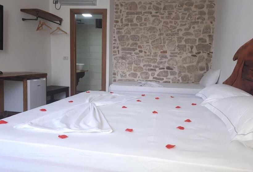 Standard Triple Room, Omer