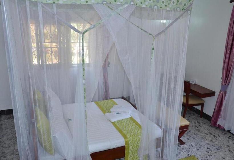 اتاق لوکس, Sheevys Bed N Breakfast