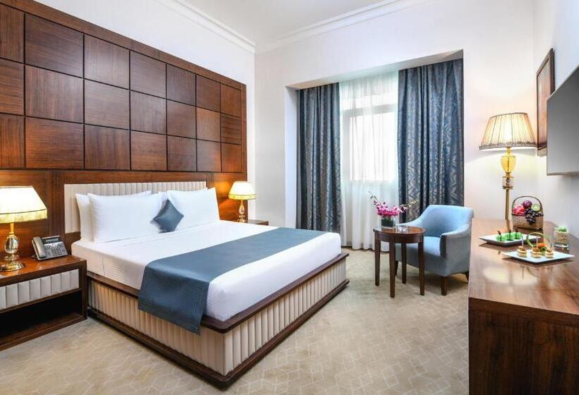 اتاق استاندارد با چشم‌انداز استخر, Gewan Hotel Cairo