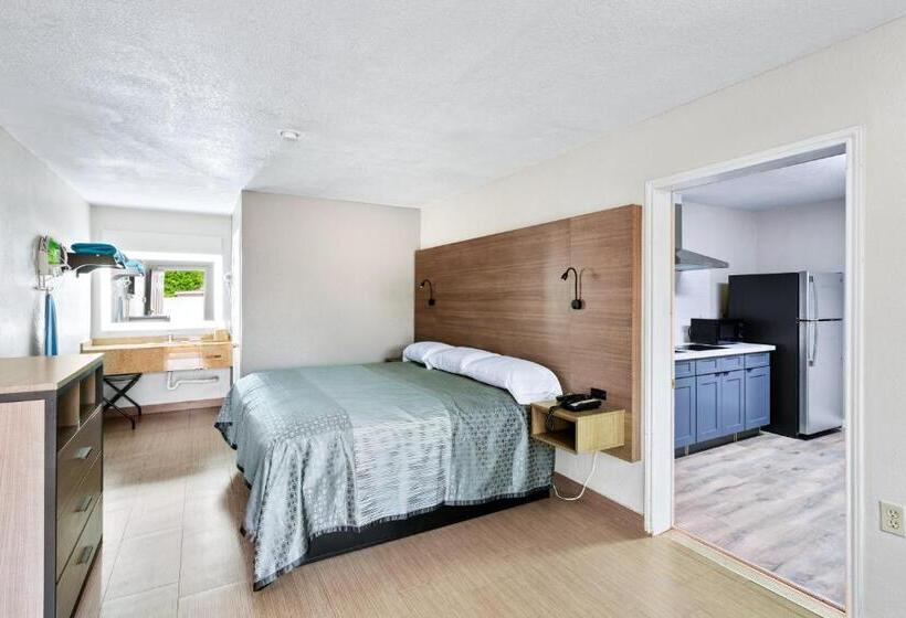 キングサイズベッドのデラックスルーム, Siesta Inn Mcallen