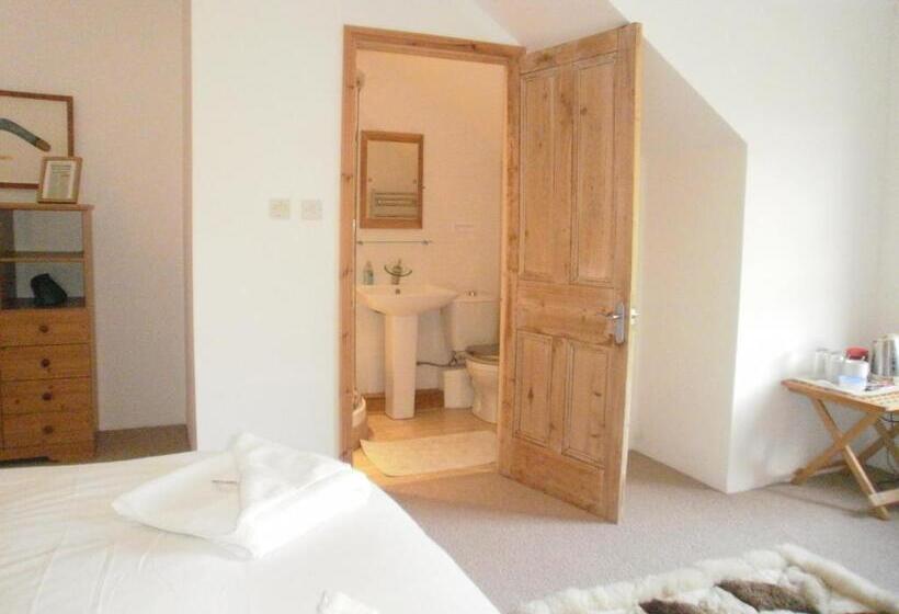 Номер Superior, Langland Road B&b