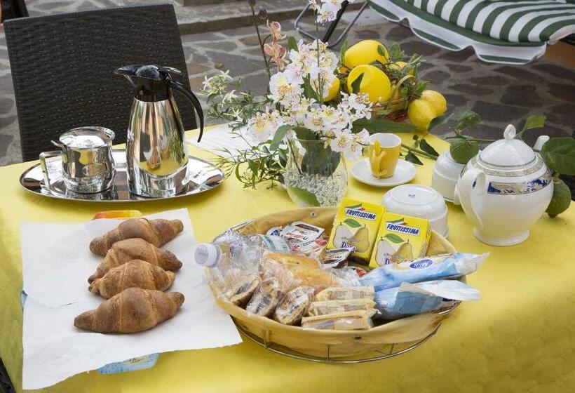 Студия Стандарт, All'ombra Del Noce B&b