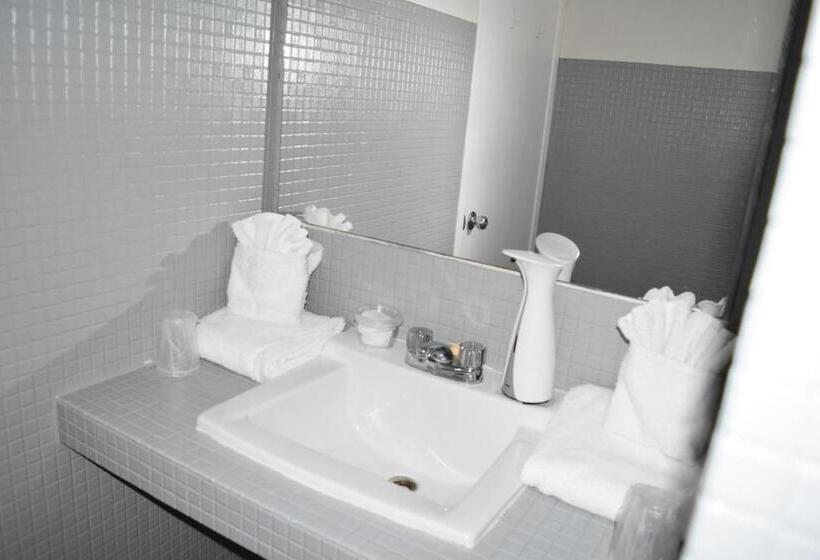 Номер Стандарт 2 Двуспальные Кровати, Motel De L Anse Et Camping Rimouski