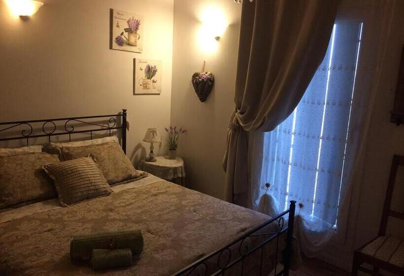 اتاق استاندارد, Mums B And B   Colonnina Elettrica