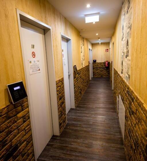 스탠다드 룸 공동 욕실, Do Step Inn Central   Self Service Hostel