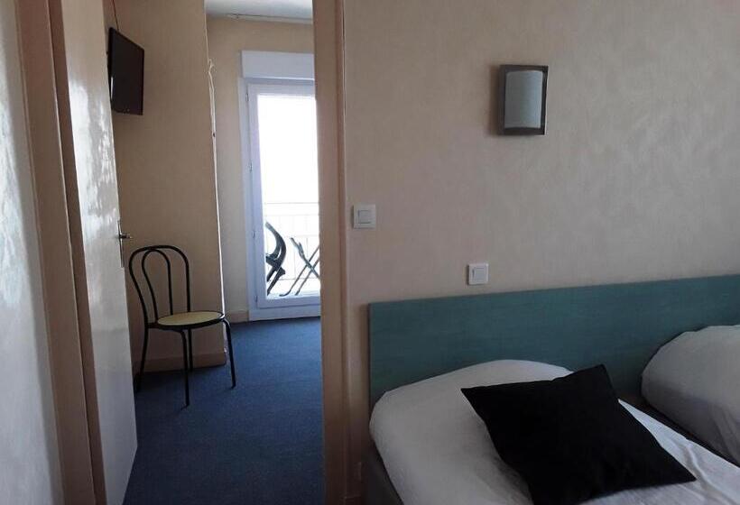Четырехместный Номер Стандарт, Hôtel Evian Express   Terminus