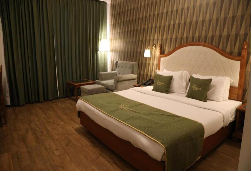 اتاق لوکس, Midtown Grand