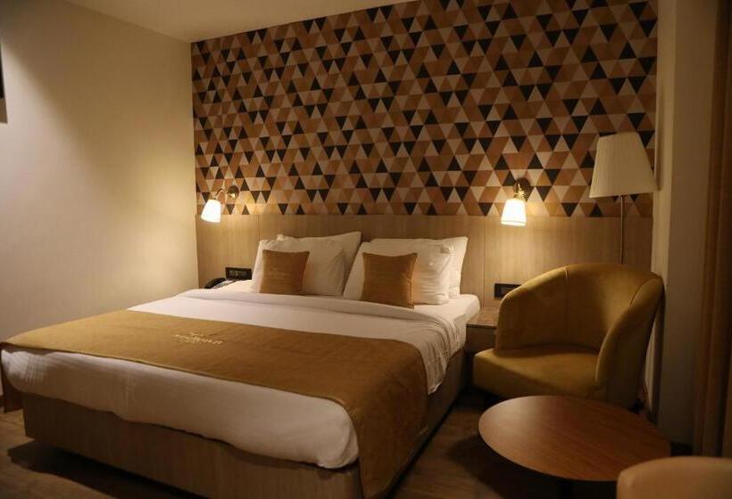 اتاق استاندارد, Midtown Grand