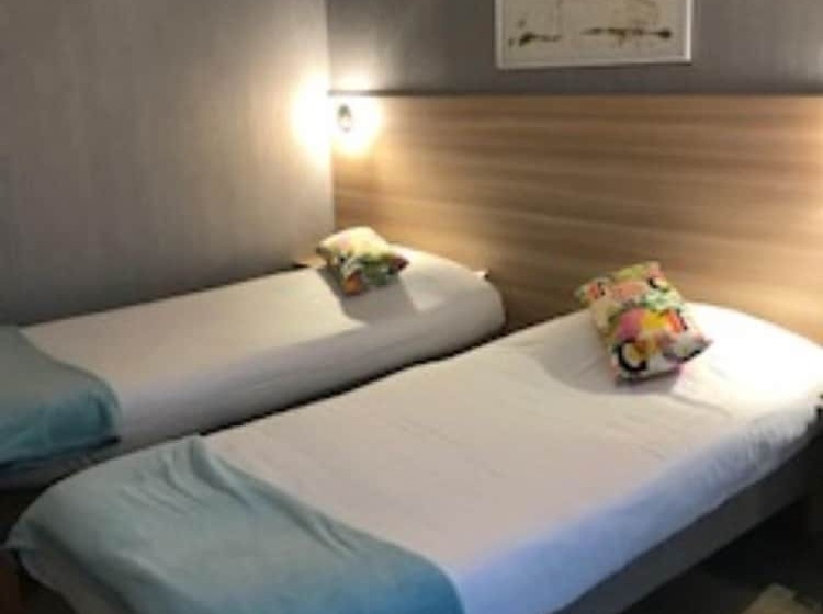 Четырехместный Номер Стандарт, Auberge De Moricq