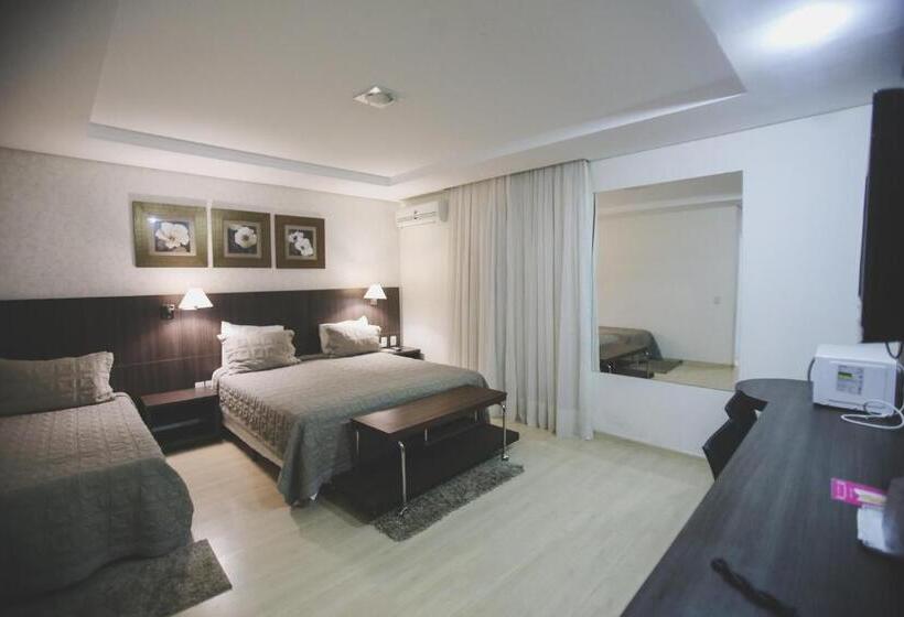 스탠다드 트리플 룸, Gontijo Inn