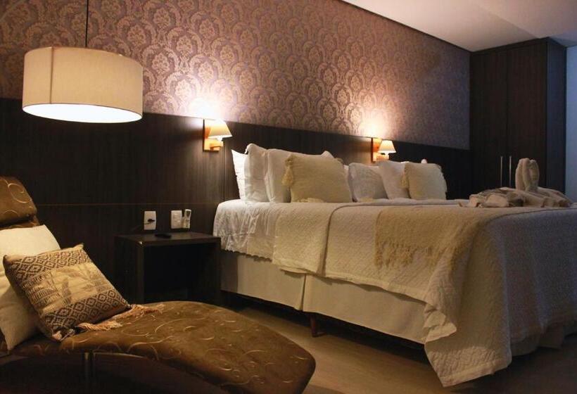 디럭스 스위트, Gontijo Inn
