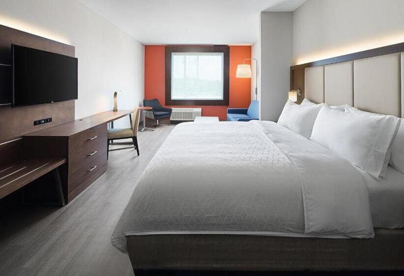 带大床的套房, Holiday Inn Express & Suites Lubbock Central   Univ Area, An Ihg