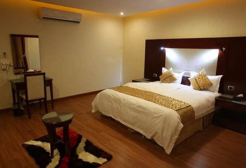 Люкс 2 Спальни, Raoum Inn Buraydah