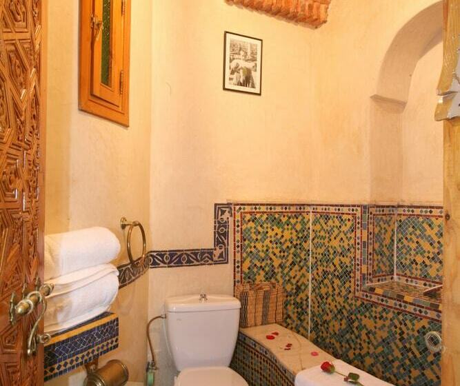 سوییت خانوادگی, Riad Moulay