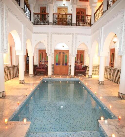 اتاق راحتی سه تخته, Riad Moulay