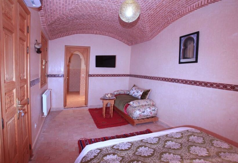 اتاق راحتی سه تخته, Riad Moulay