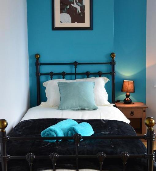 Comfort 3 Pers. Værelse, Old Trafford Guest House