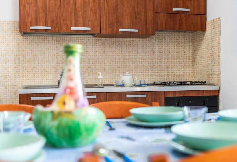 Апартаменты 2 Спальни, Residence Catona