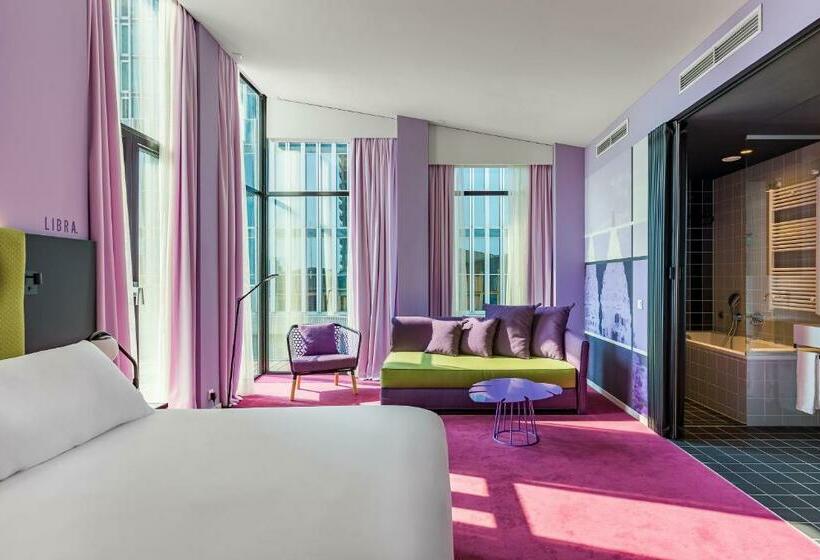 주니어 스위트, Room Mate Bruno