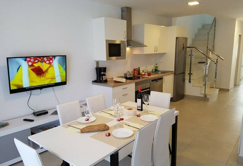 آپارتمان 1 خوابه, Canteras Suites