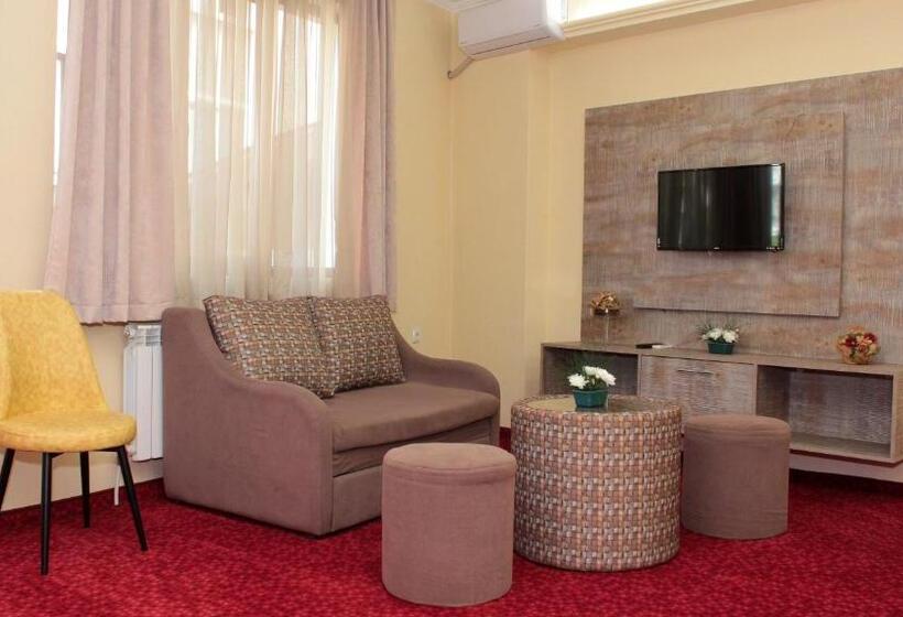 Студия Стандарт, хотел хилез Hotel Hilez