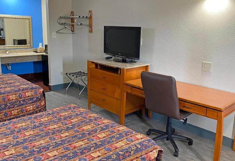 4인용 스탠다드 룸, Express Inn Newport News