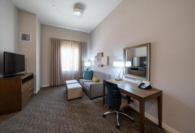 Люкс, Staybridge Suites Houston East   Baytown, An Ihg