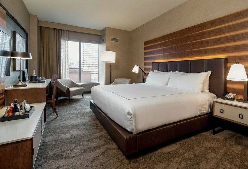 Quarto Estandar Cama Casal, The Porter Portland, Curio Collection By Hilton