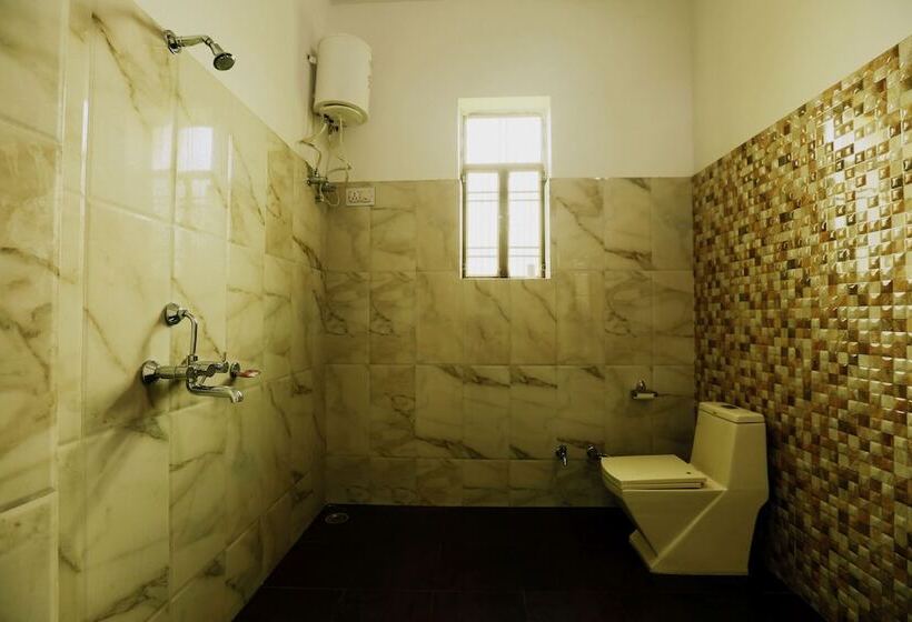 اتاق لوکس, Green Haveli   A Heritage And Hill View Hotel , Pushkar