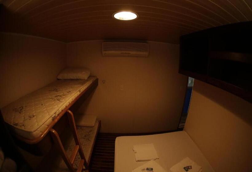 패밀리 룸, Tapri   Hotel Flutuante