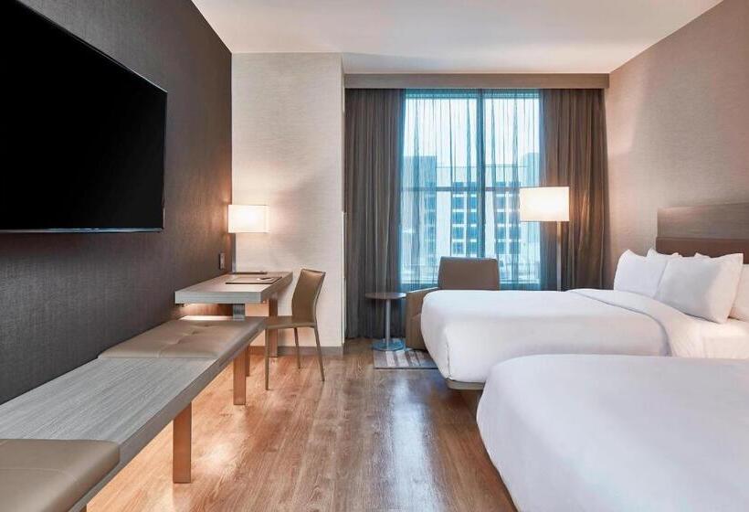 Quarto Estandar para Deficientes Físicos, AC Hotel Nashville Downtown