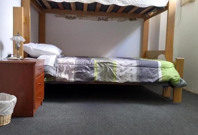 اتاق استاندارد سه نفره, Ruta Alterna Backpacker
