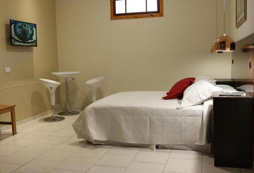 디럭스 룸, Eclat Suites Hotel Boutique