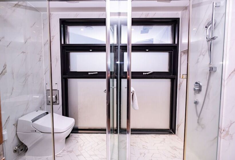 سوئیت رویال, Dyne Oceano