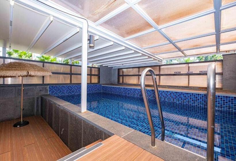 ویلای یک اتاق خوابه با استخر شنا, Dyne Oceano