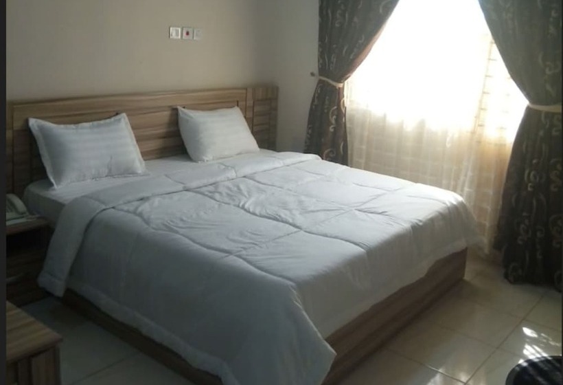 Номер Executive, Peace Media Hotels