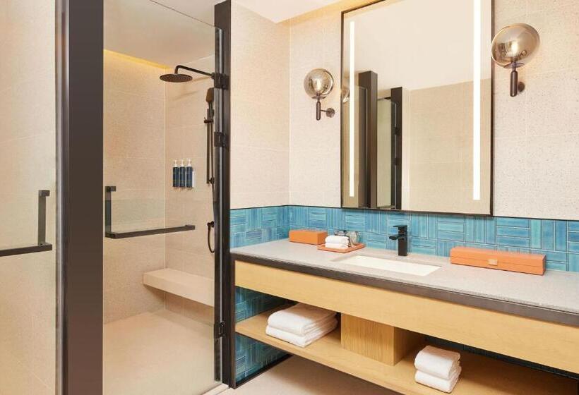 キングサイズベッドのエクゼクティブ, Four Points By Sheraton Chongqing North Railway Station