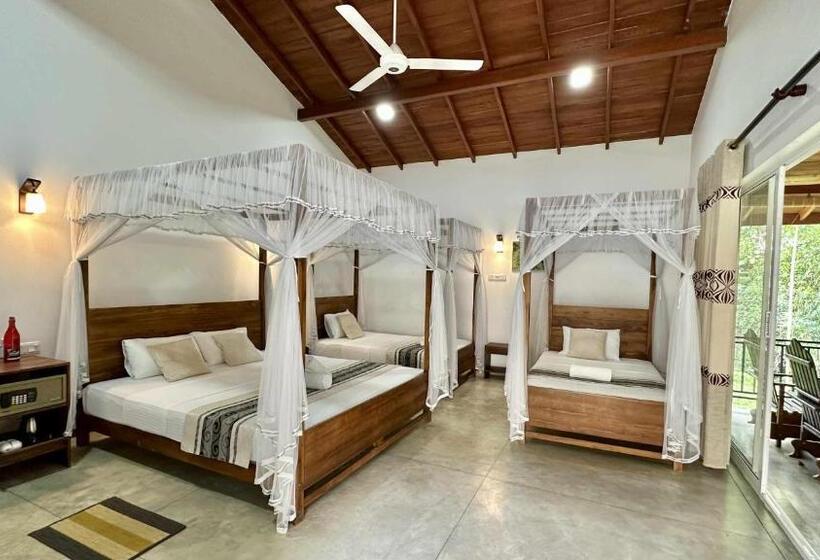 Quarto Familiar, Jungle Paradise